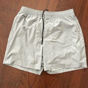 Chubbies Men’s Lined Shorts 5.5” Inseam Size Medium